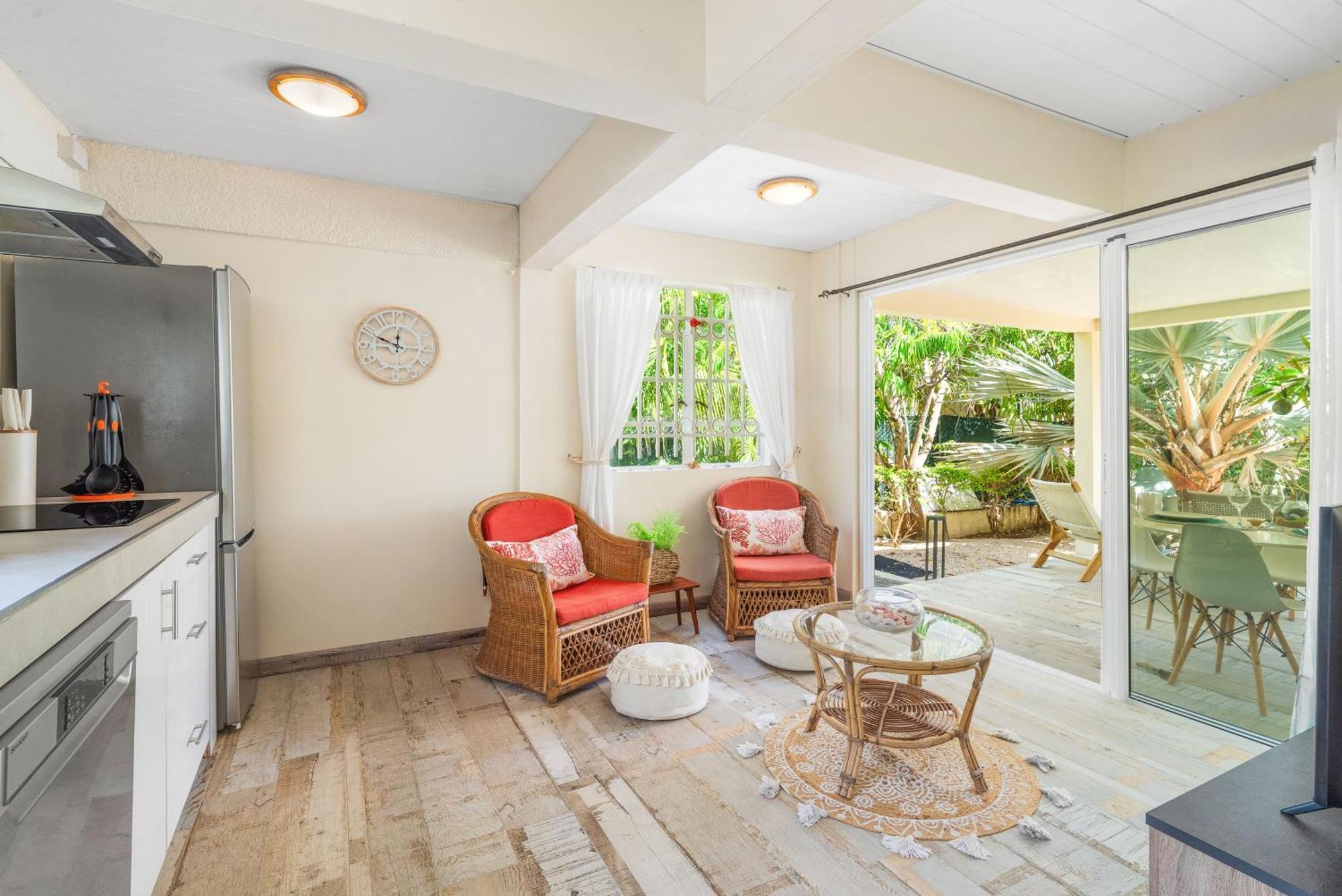 Lakaz Del Sol - Modern And Elegant Apartments With Luxurious Garden, Pool And Barbecue Area - Tourism Permit Certified Tamarin ภายนอก รูปภาพ