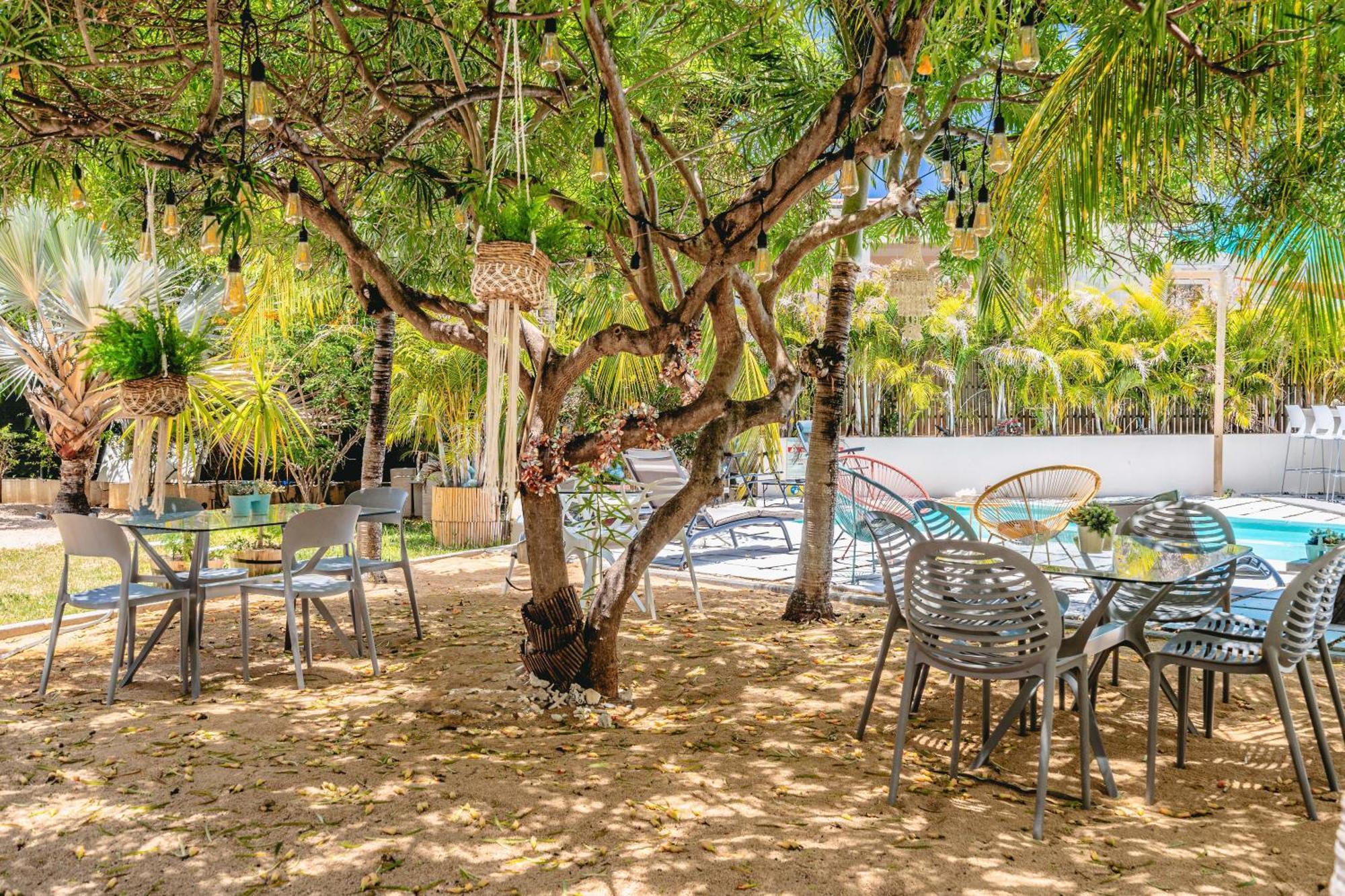 Lakaz Del Sol - Modern And Elegant Apartments With Luxurious Garden, Pool And Barbecue Area - Tourism Permit Certified Tamarin ภายนอก รูปภาพ